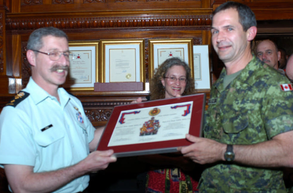 MGen E.S. Fitch, OMM, MSM, CD, Mrs Fitch and LGen J.C.M. Gauthier, CMM, MSC, CD