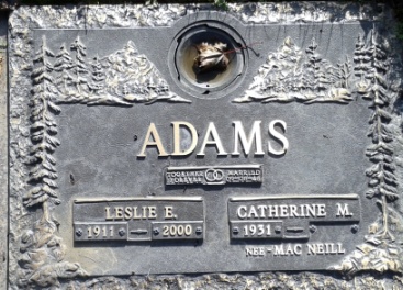 Memorial Plaque Leslie Ernest Adams in Heatherdale Memorial Gardens