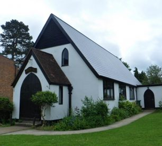 En 1952, une nouvelle église fut consacrée et l'église temporaire devint la « Salle du Canada ». Le bâtiment continue d'être utilisé par l'église à ce jour, comme le montre ici une photographie de 2013.