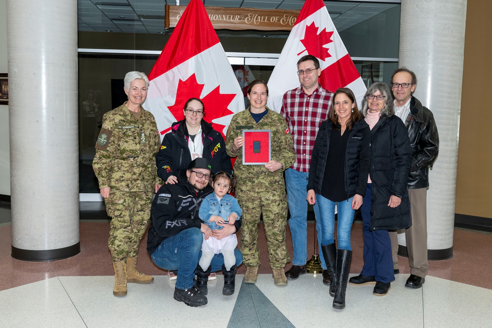 21 February 2025: CDS presenting Col Évéquoz’s promotion with her family in attendance