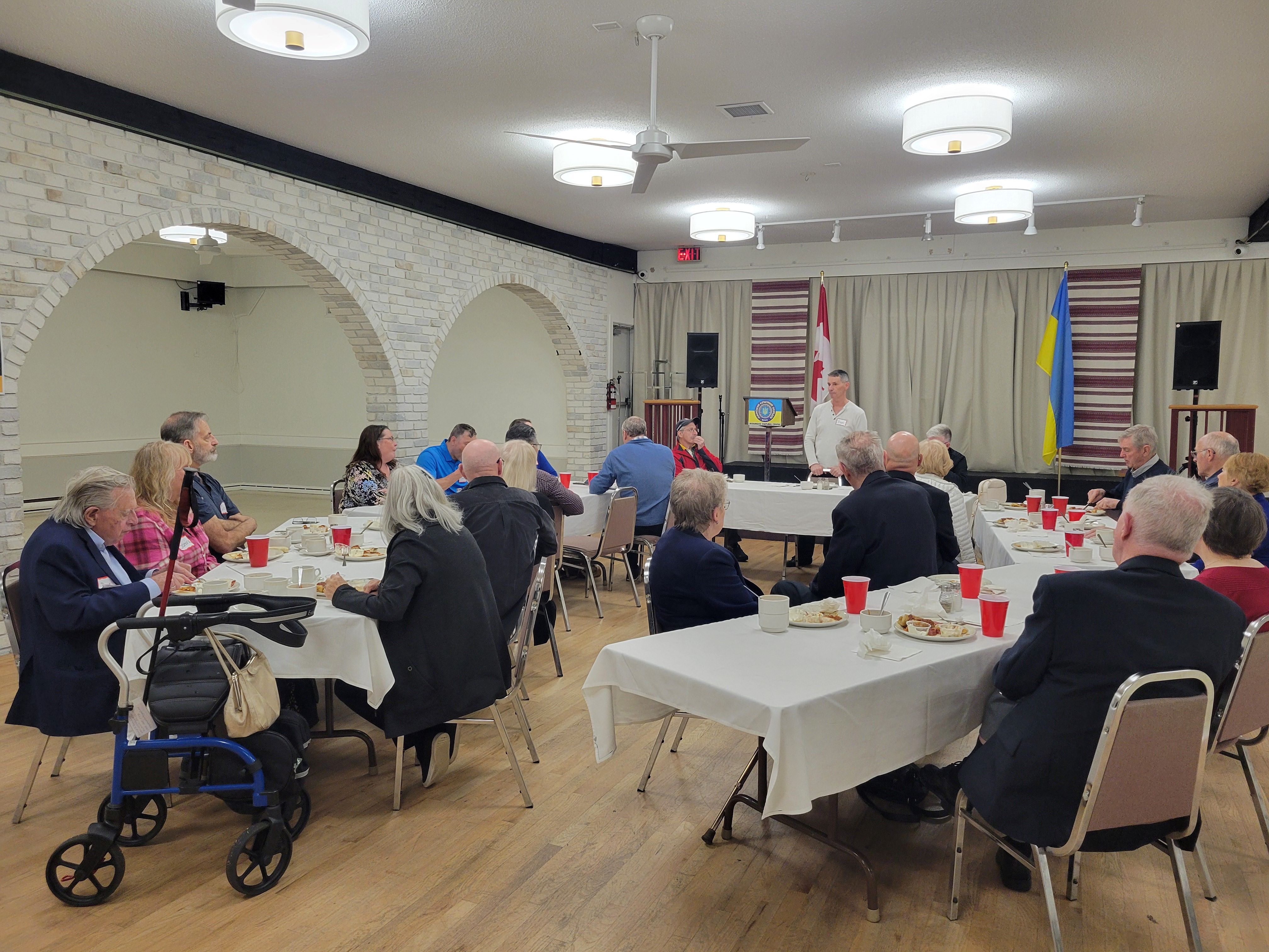 Victoria Chapter shares a Ukrainian Dinner with the Col Comdt