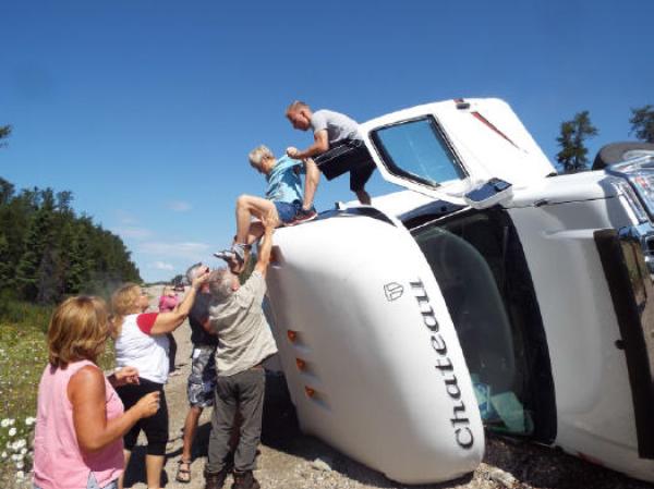 RV overturning on its side while travelling in the opposite direction. RV overturning on its side while travelling in the opposite direction. 