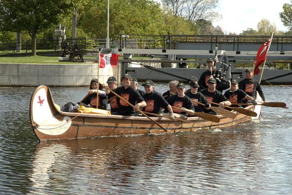 Ex-Cadet canoe team at Merrickville 2006 