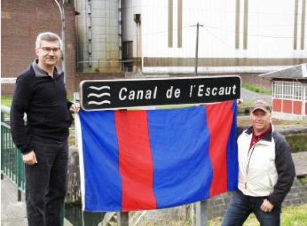 Major-General Paul Wynnyk and Lieutenant-Colonel Erik Crane at the Canal de l'Escaut
