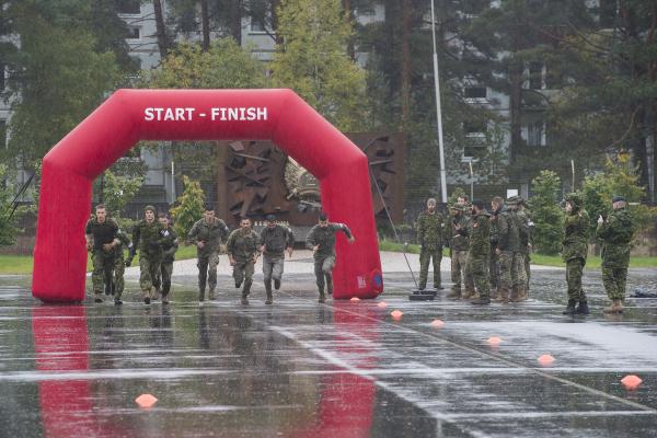 Team 1 at the starting line