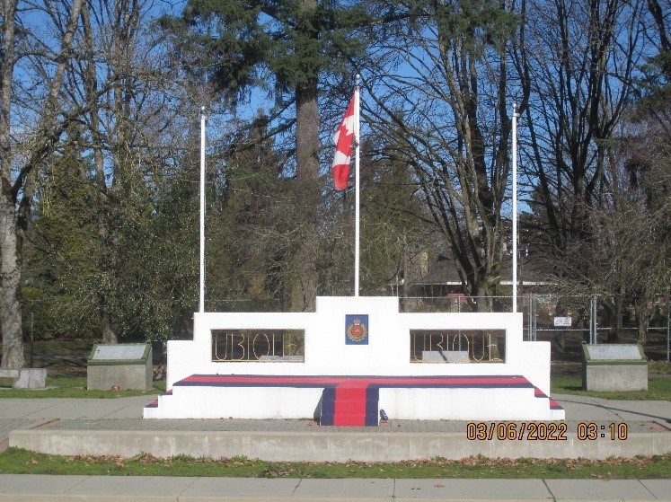 The Dias and Promenade