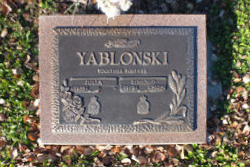 Edmond Yablonski's Gravemarker in Mayview, SK
